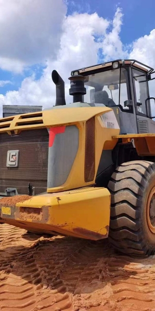 MÁY XÚC LẬT - MÁY LU ỦI