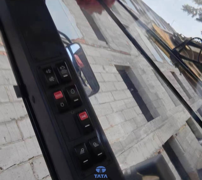 MÁY XÚC LẬT LIUGONG